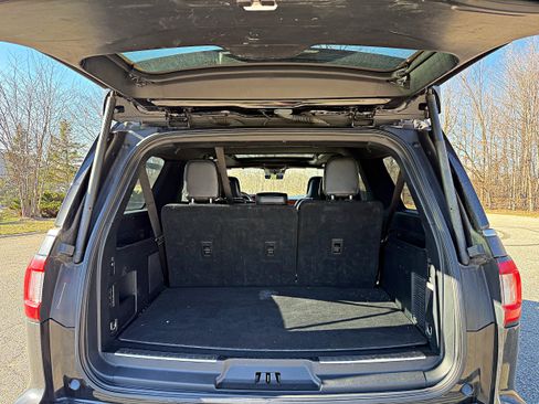 Used 2020 Lincoln Navigator L Reserve w/ Equipment Group 208A Reserve image 22