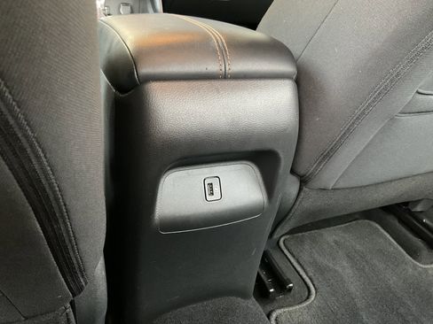 Used 2022 Nissan Sentra SR image 33