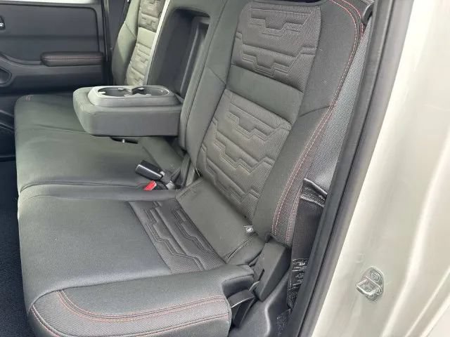Certified 2025 Nissan Frontier Pro-X RWD image 21
