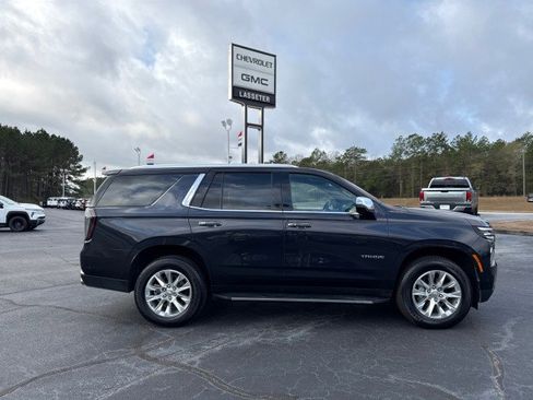 Used 2025 Chevrolet Tahoe Premier image 2