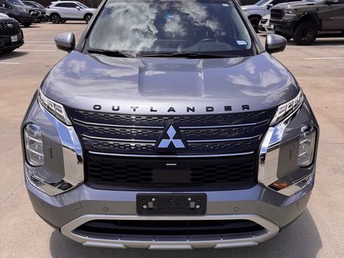 Used 2024 Mitsubishi Outlander SE AWD/4WD image 1