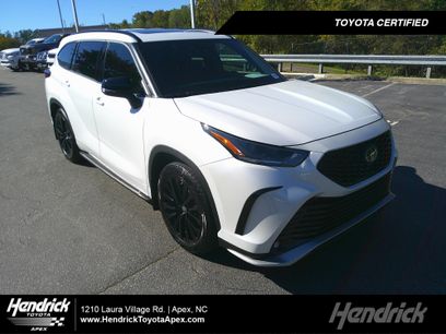 Used 2024 Toyota Highlander XSE