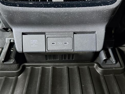 Used 2025 Acura MDX FWD w/ Technology Package image 28