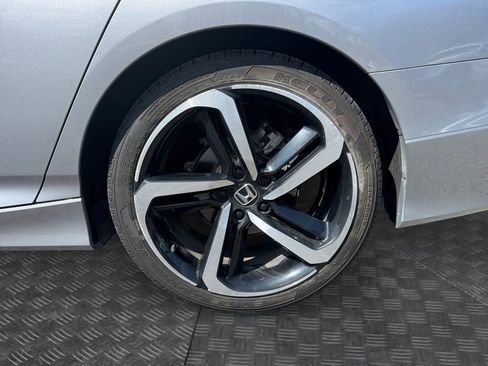 Used 2022 Honda Accord Sport image 17