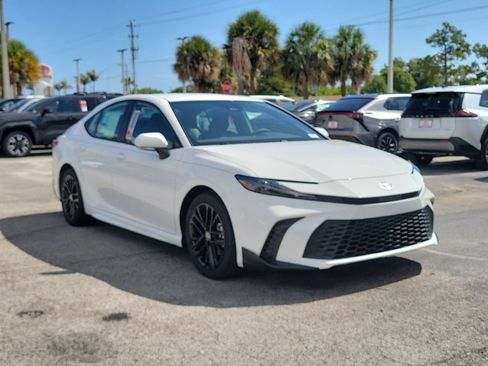 New 2026 Toyota Camry SE w/ Multimedia Upgrade Package FWD image 3