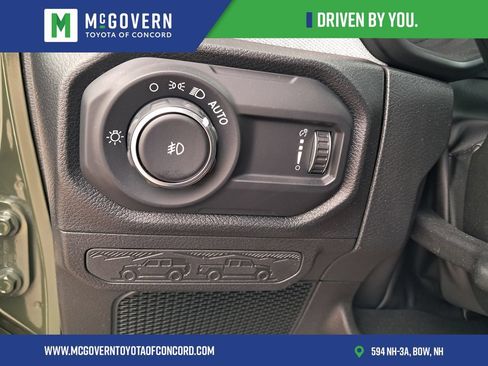 Used 2024 Jeep Wrangler Sport AWD/4WD image 23