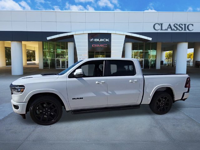 Used 2020 RAM 1500 Laramie RWD image 4