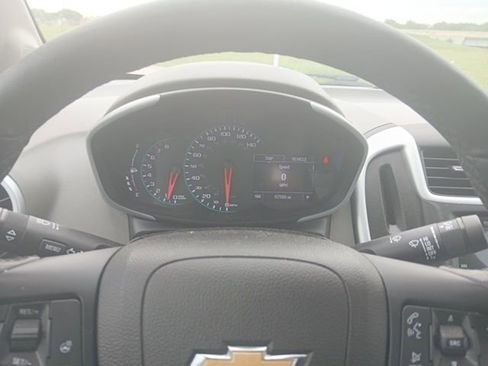 Used 2019 Chevrolet Sonic LT w/ Convenience Package FWD image 12