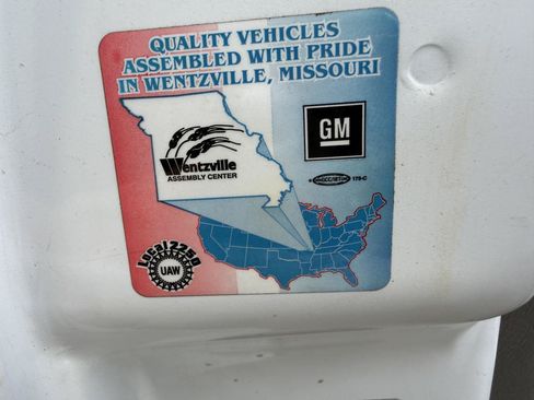 Used 2025 GMC Savana 3500 RWD image 22