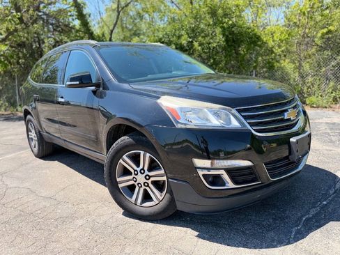 Used 2017 Chevrolet Traverse LT AWD/4WD image 1