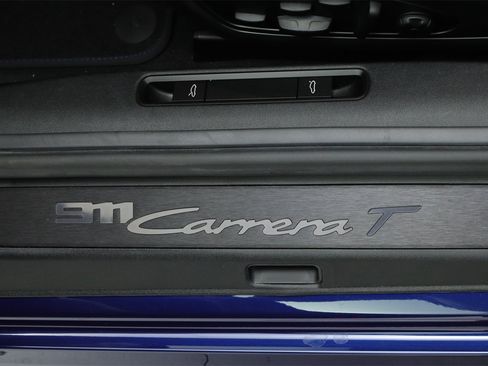 Used 2026 Porsche 911 Carrera T image 7