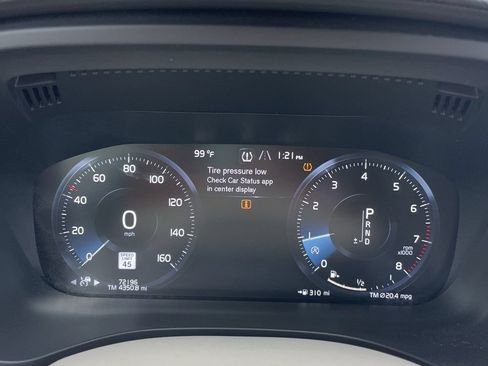 Used 2018 Volvo XC60 T6 Inscription w/ Convenience Package AWD/4WD image 6