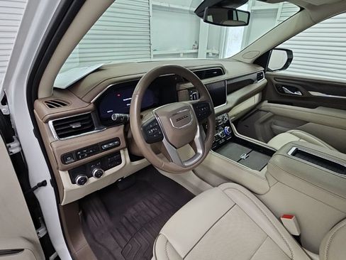 Used 2023 GMC Yukon Denali w/ Max Trailering Package RWD image 13