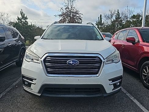 Used 2019 Subaru Ascent Limited image 2
