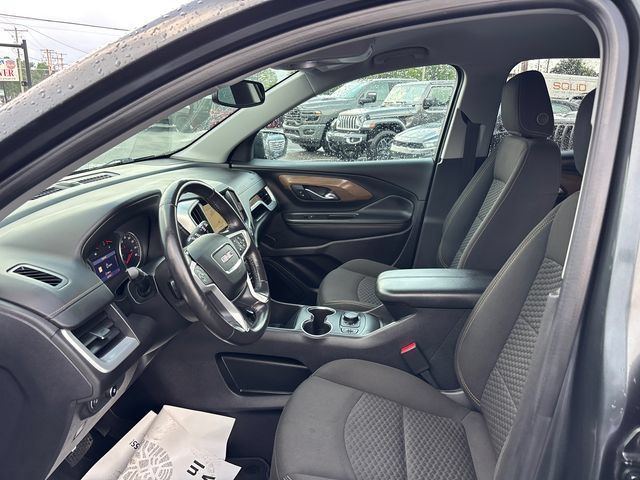 Used 2020 GMC Terrain SLE w/ Driver Convenience Package FWD image 6