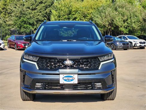 Used 2021 Kia Sorento SX image 2