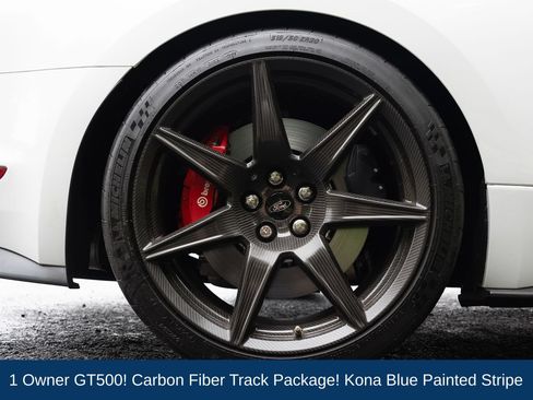 Used 2021 Ford Mustang Shelby GT500 w/ Carbon Fiber Track Pack RWD image 12