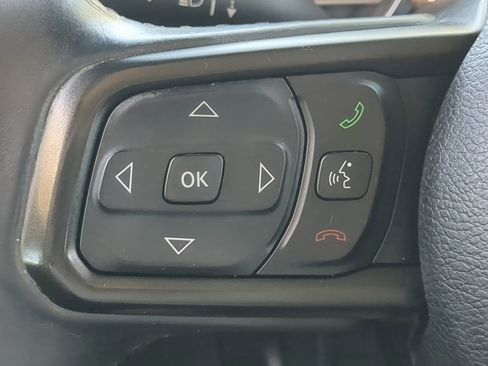 Used 2018 Jeep Wrangler Unlimited Sport S image 23