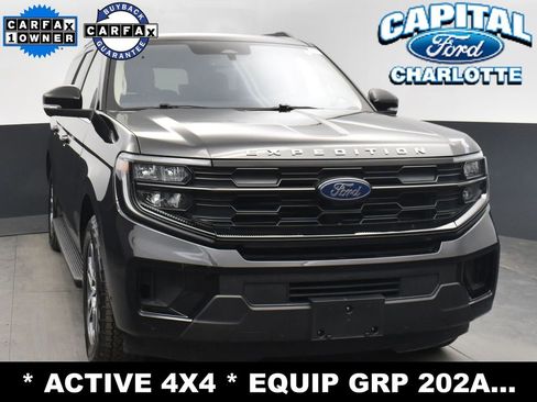 Used 2025 Ford Expedition Max Active image 2