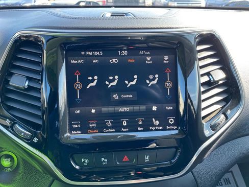 Used 2021 Jeep Cherokee Limited w/ Elite Package image 24