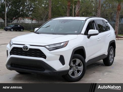 Used 2024 Toyota RAV4 XLE image 1