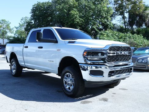 Used 2022 RAM 2500 Tradesman w/ Chrome Appearance Group image 36
