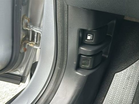 Used 2019 Honda HR-V LX image 18
