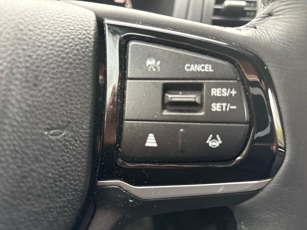 Used 2025 Honda Odyssey EX-L image 15