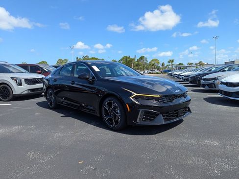 New 2026 Kia K5 GT-Line image 2