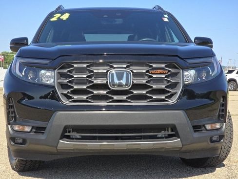 Used 2024 Honda Passport TrailSport image 18