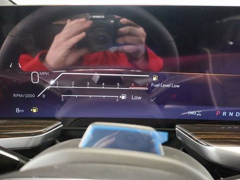 New 2026 Cadillac Escalade Luxury w/ LPO, Radiant Package image 16