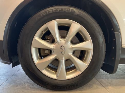 Used 2010 INFINITI EX35 Journey image 9