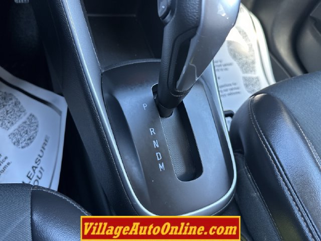 Used 2020 Chevrolet Trax LT w/ Driver Confidence Package AWD/4WD image 19