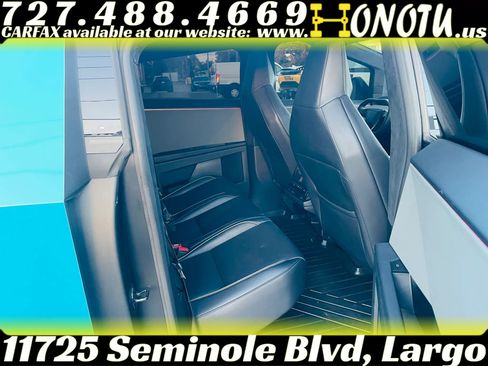 Used 2024 Tesla Cybertruck AWD Crew Cab image 17