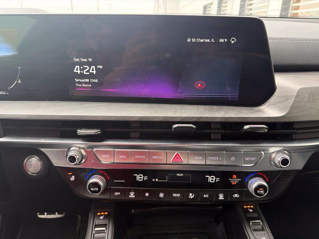 Certified 2025 Kia Telluride SX Prestige X-Line AWD/4WD image 17