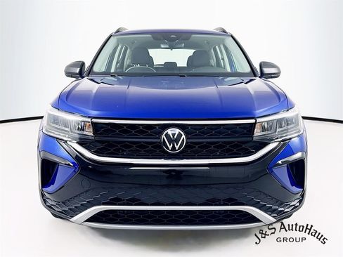 Used 2024 Volkswagen Taos S image 2