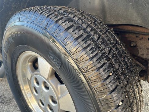 Used 2000 Chevrolet Tahoe LS w/ LS Preferred Equipment Group image 20