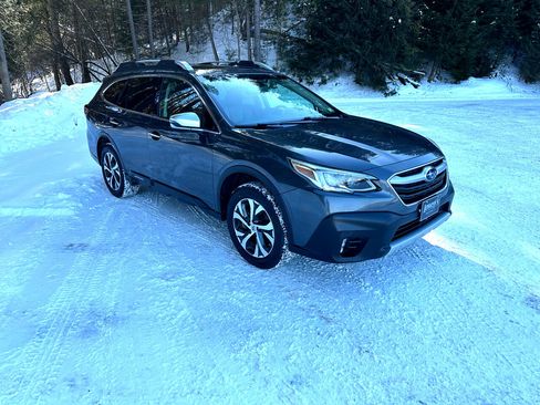 Used 2021 Subaru Outback Touring image 3