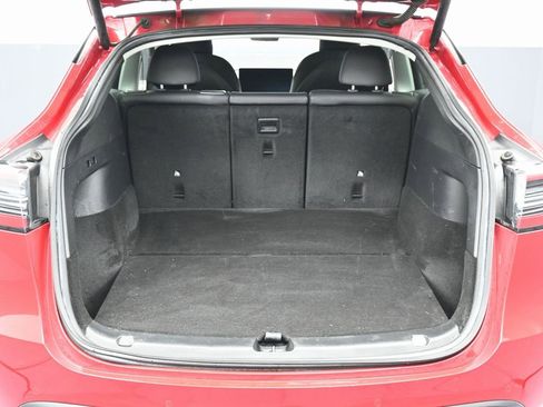 Used 2021 Tesla Model Y Performance image 14