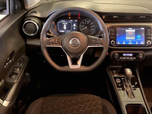 Used 2021 Nissan Kicks SV image 5