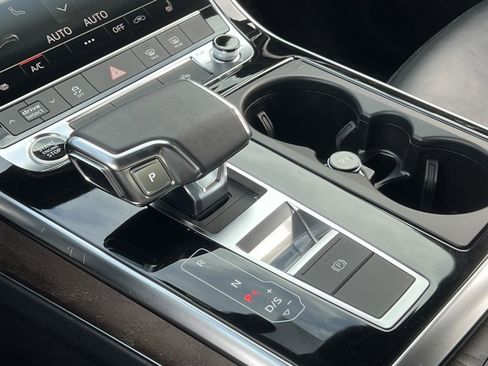 Used 2022 Audi Q7 2.0T Premium Plus w/ Premium Plus Package image 32