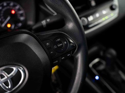 Used 2023 Toyota Corolla LE image 23