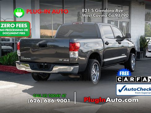 Used 2013 Toyota Tundra 4x4 CrewMax w/ Tow Pkg image 6