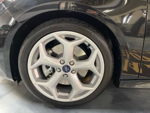 Used 2013 Ford Focus ST FWD image 18