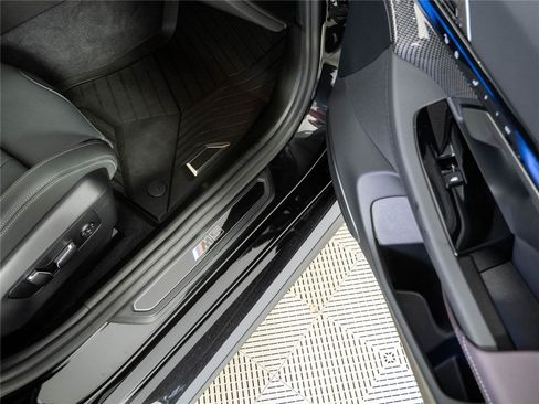 Used 2026 BMW M5 Touring AWD/4WD image 24