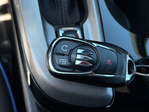 Used 2025 Buick Envista Sport Touring FWD image 21