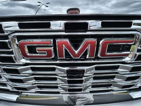 Used 2024 GMC Sierra 2500 Denali w/ Denali Reserve Package image 65