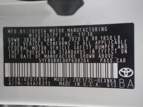 Used 2017 Toyota Corolla LE FWD image 28