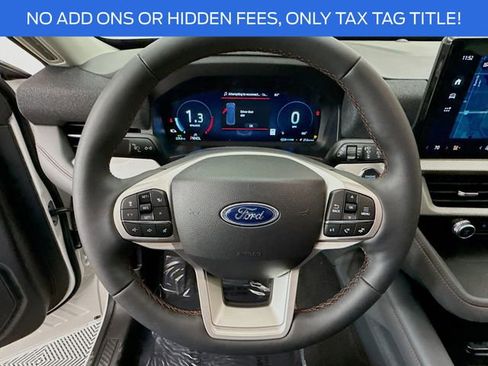 New 2025 Ford Explorer Active w/ Active Comfort Package image 11