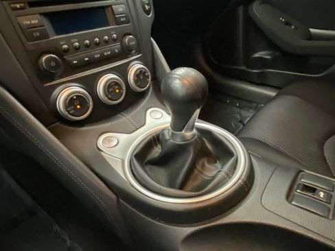 Used 2020 Nissan 370Z Coupe RWD image 28